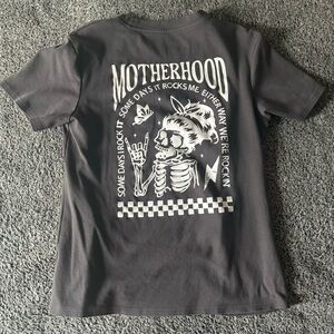 🤘🏼Nursing / Motherhood Shirt